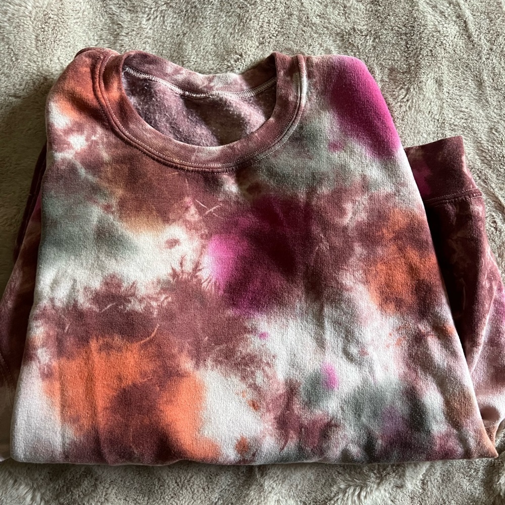 Urban Renewal Remade Tie-Dye Crew Neck Sweatshirt